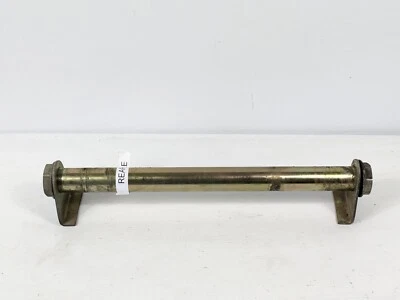 2002 02 03 Ducati Monster 750 M750 eje trasero perno Foto 1 de 3