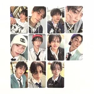 [THE BOYZ] Unexpected / VVV / Begin Ver. Offizielle Fotokarte #1 - Bild 1 von 12