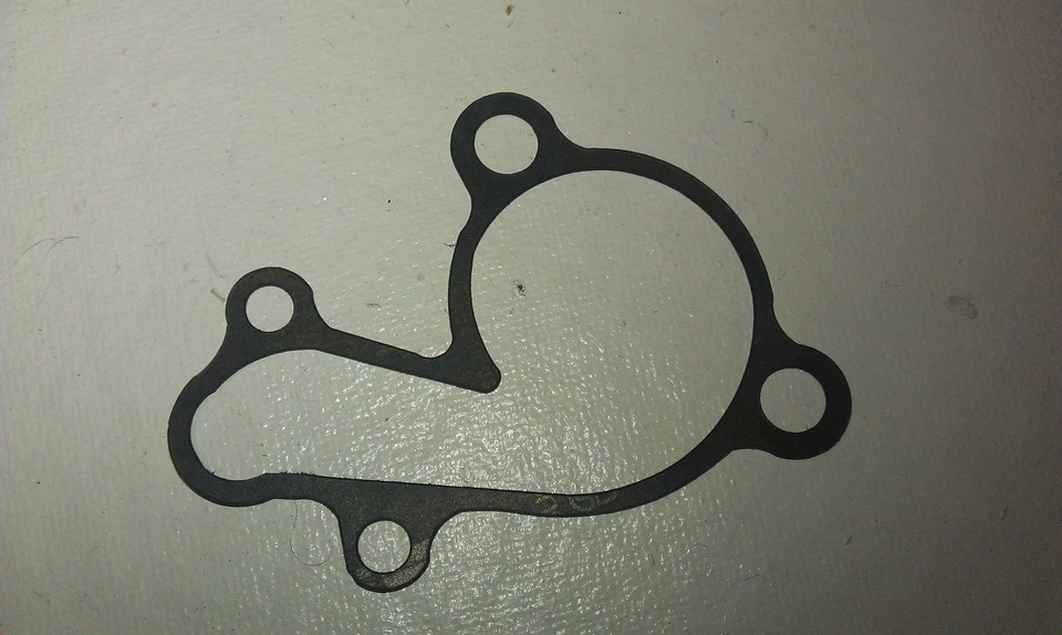 Junta de cubierta de bomba de agua Suzuki RM125 1989-1991 17431-01B02-H17 RM 125 Foto 1 de 1