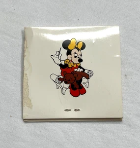 Walt Disney World Travel Kit Minnie Mouse 1980 Vintage Thread Buttons Needles - Picture 1 of 6
