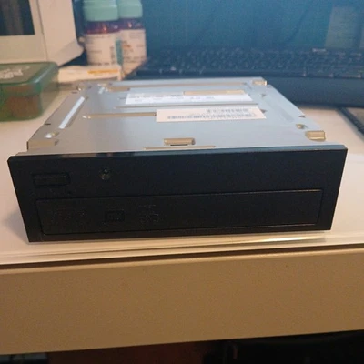 LITE-ON IT CORP.  Model: iHAS124-14 DVD/CD Rewritable Drive - Image 1 of 3