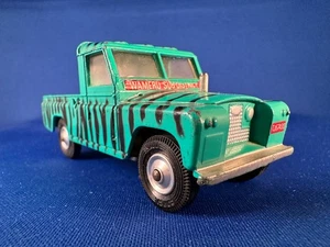Vintage Corgi Land Rover Pickup 109 WB Zebra Tiger Stripes Green Daktari Safari - Picture 1 of 5