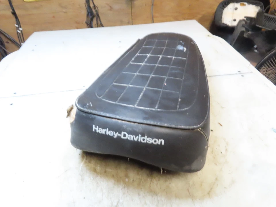 1973 AMF Harley Davidson SS Sprint SS-350 Seat - Image 1 of 4