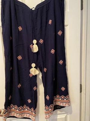 Sundance Embroidered Pants XXL/16/18/20 - Image 1 of 2