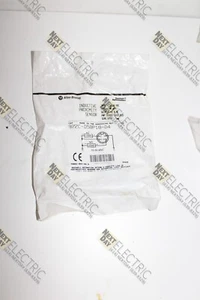 Allen Bradley, 872C-D5BP18-D4, Induktiver Näherungssensorschalter - Bild 1 von 2