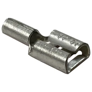 (100) Connettore terminale non isolato femmina calibro 16-14 sgancio rapido .250" - Foto 1 di 5