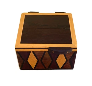 Vintage Exotic Hardwood Marquetry Box, Jewelry or Trinkets, Diamond Pattern - Picture 1 of 11
