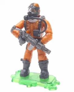 Mega Construx Bloks Call of Duty 2 Hazmat Tech Figure - Picture 1 of 3