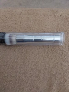 IT COSMETICS HEAVENLY LUXE DOUBLE AIRBRUSH FOUNDATION BRUSH NEW SEALED - Picture 1 of 4