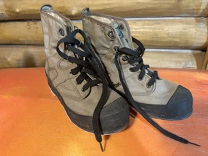Orvis Wading  Boots Felt Sole  Size 7 Adult. Good Condition - Picture 1 of 7