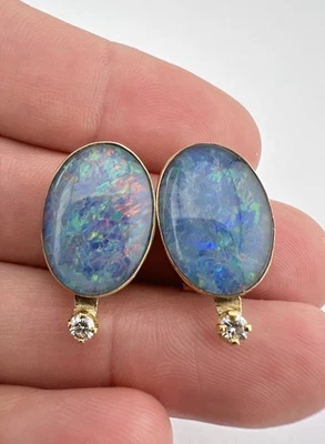 Pendientes Omega y diamantes dobles de ópalo de fuego ovalados de oro amarillo de 14k vintage Foto 1 de 4