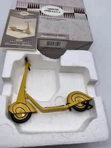 Hallmark Kiddie Car Classics '37 Steelcraft Sidewalk Cruiser Streamline Scooter - Bild 1 von 3