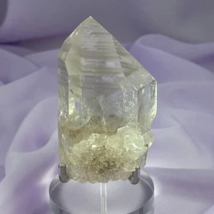 Seltene breite geätzte lemurische Quarzspitze mit Scheunenkristallen 235g SN26270 - Bild 1 von 6