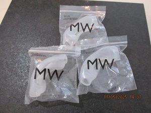Lot of 3 PHILIPS RESPIRONICS Dreamwear Under The Nose Nasal Cushion M/W #1116743 - Picture 1 of 4
