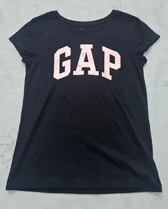 GAP t-shirt - age 10-11 years - hardly worn, if at all. - Picture 1 of 8