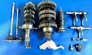 16 2015-2019 Yamaha R1 transmisión engranajes horquillas tambor 17 k+ millas bueno - Imagen 1 de 20