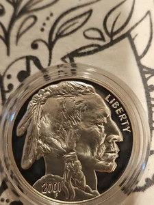 2001-P American Buffalo silver dollar coin. - Picture 1 of 7