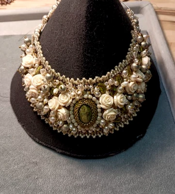 手工制作串珠首饰嵌入项链 — 第 1/3 张图片