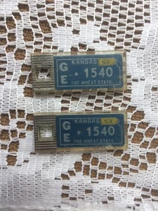 1953 Kansas 2 Qty DAV License Plate Key Fob GE-1540 The Wheat State/Blue/Silver - Picture 1 of 3