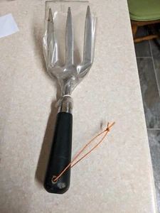 Hand held garden fork - Picture 1 of 1