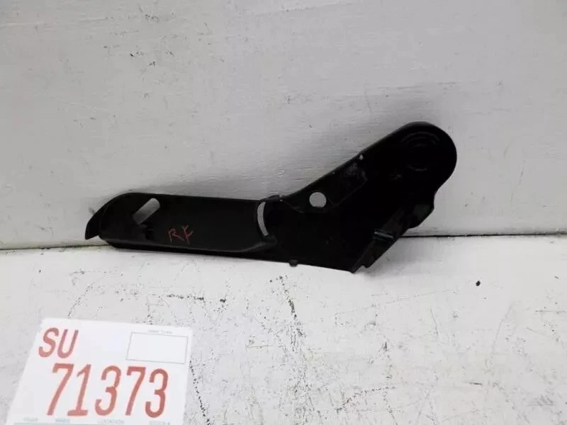 Tapicería lateral asiento c230 2000 mercedes-benz pasajero derecho cubierta delantera fabricante de equipos originales Foto 1 de 4