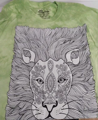 Camiseta The Mountain Verde Tie-Dye León Talla Grande Hello Angel Colorwear Foto 1 de 4