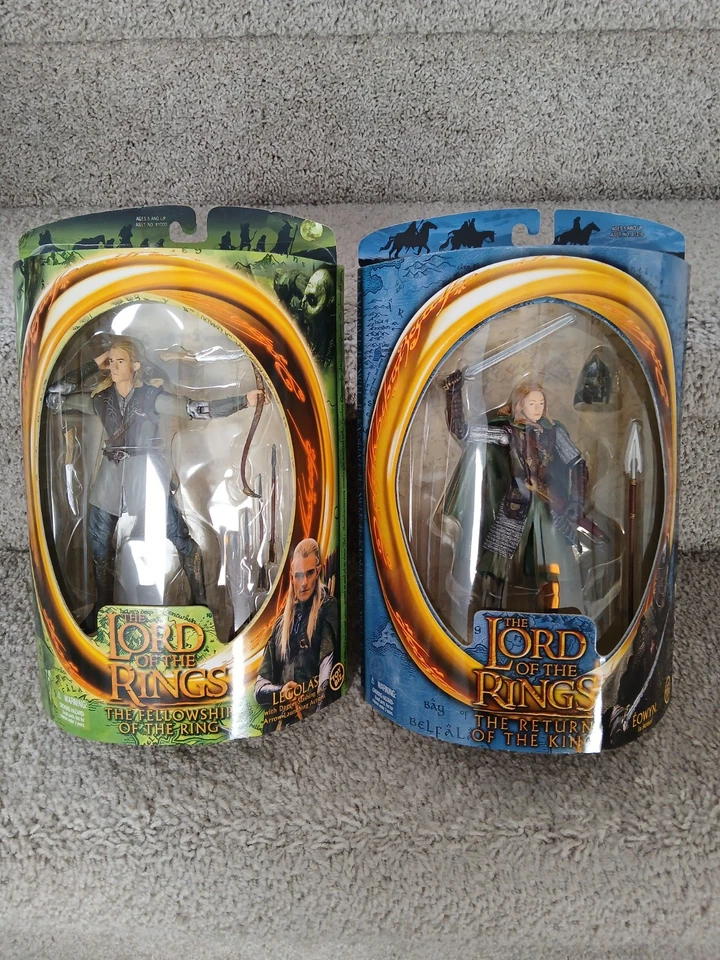 Paquete ToyBiz de El Señor de los Anillos - FOTR Legolas y Eowyn en Armadura - Nuevo en Caja Foto 1 de 4