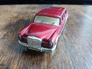 Corgi Toys Mercedes Benz 600 Pullman Limousine - Picture 1 of 10
