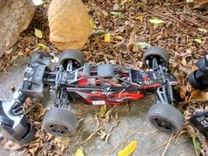 REELY Core Dune Buggy 4 WD 1:10 incl.2x REELY Fernsteuerungen Neuw. Zustand - Bild 1 von 12