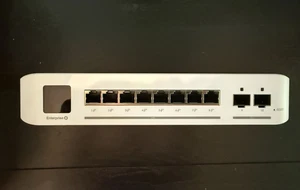 Ubiquiti UniFi Enterprise 8 Layer 3 PoE Switch (USW-Enterprise-8-PoE) - Photo 1/6