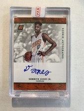 DERRICK JONES JR. 2016-17 National Treasures Rookie RC Auto Green Emerald #2/5