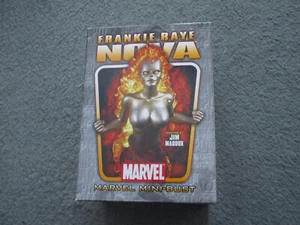 Bowen Bust FRANKIE RAYE NOVA 104/2500 MINT never displayed NEW - Picture 1 of 3