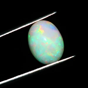 Opale di Fuoco Etiope Ovale Cabochon Pietra Preziosa Naturale Sciolta Misura 13x10x5mm 3,05 Cts - Foto 1 di 3