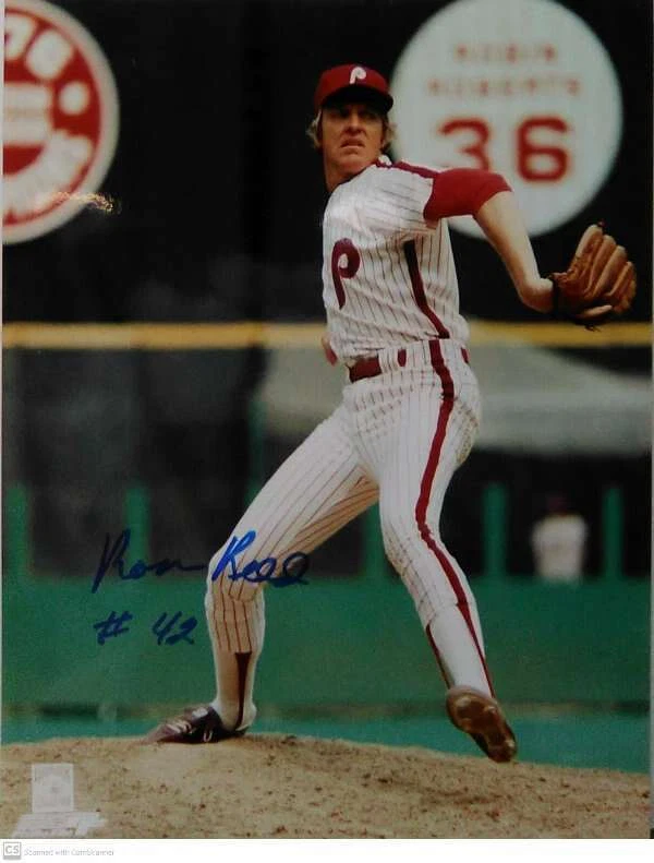 RON REED SIGNED PHILADELPIA PHILLIES 8X10 PHOTO #1 - Image 1 of 1