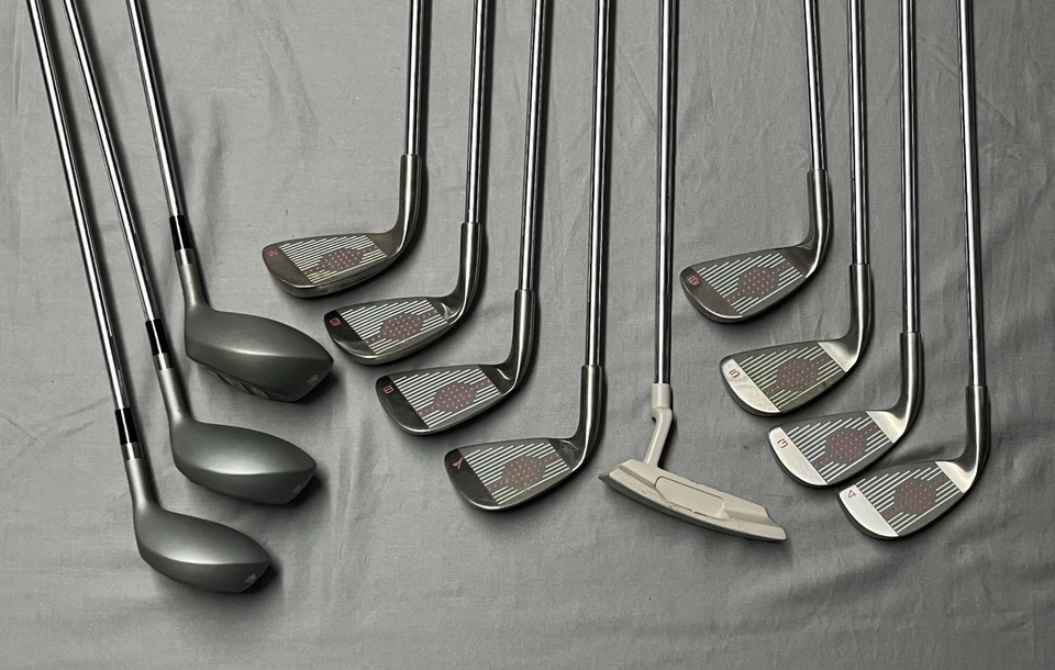 MacGregor RPM Flow Weight Golf Set 3-9, Wedge, 1, 3, 5 Woods, Putter Ladies EUC - Image 1 of 4