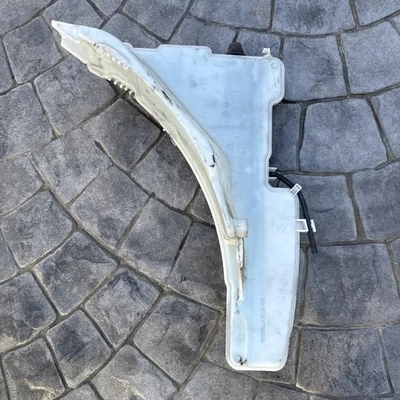 Land Rover Range Rover Evoque 2020 botella lavadora pantalla K8D217B613B Foto 1 de 2