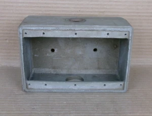 CROUSE-HINDS FD Series 3-Gang Condulet Device Box "AK" - Picture 1 of 2