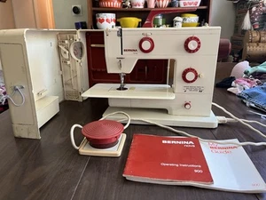 BERNINA NOVA RED EDITION 900 SEWING MACHINE Tested Working - Picture 1 of 11