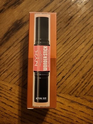 NYX Wonder Stick Coral + Deep Peach - Image 1 of 3