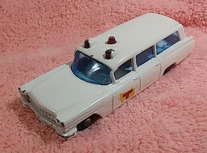 Vintage Matchbox 1965 #54-B Cadillac S&S Ambulance Reg. Felgen (2 5/8") 60 YO #2 - Bild 1 von 11