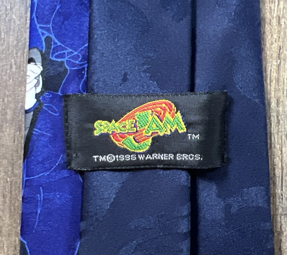 Винтажный баскетбольный галстук 90-х Space Jam Looney Tunes 1996 Bugs Taz Tweety. - Изображение 1 из 4