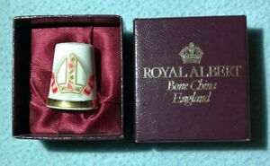 Royal Albert Bone China Thimble Commemorating UK visit 1982 of Pope John Paul II