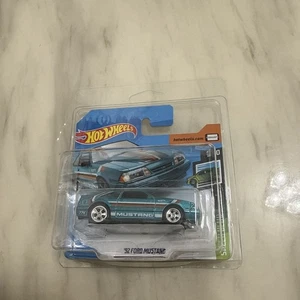 2019 Hot Wheels `92 Ford Mustang Super Treasure Hunt Short Card - Bild 1 von 9
