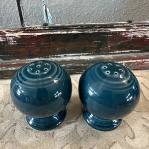 Fiesta Ware Salt & Pepper Shakers Retired Color Juniper - Picture 1 of 4