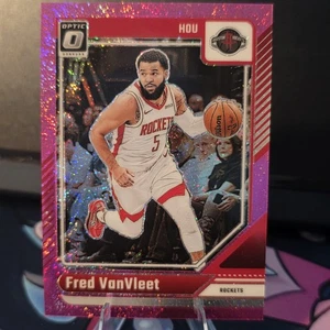 Pallacanestro ottica Donruss 2024-25 - Fred VanVleet rosa glitter /275 #117 razzi - Foto 1 di 2