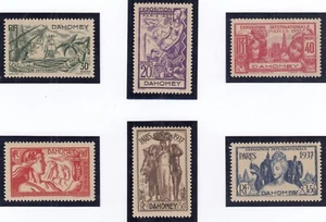 DAHOMEY : SERIE EXPOSITION 1937 N° 103/108 NEUFS * GOMME TRACE DE CHARNIERE - Picture 1 of 2