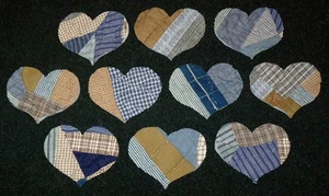 10 PRIMITIVE ANTIKE SCHNEIDERQUILTHERZEN! BLAU BRAUN XL! Scrapbooking! Applikation - Bild 1 von 1