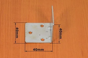 40x40 - 100 Stück Stuhlwinkel Winkelverbinder Metallwinkel Möbelwinkel Eckplatte - Picture 1 of 2