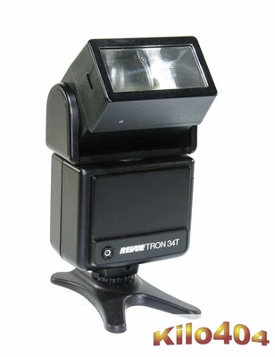 Revue Trom 34 T ✯ Blitz  ✯ Universal  ✯ Flash ✯ Leitzahl 34 ✯ Schwenk + Kippbar - Bild 1 von 4