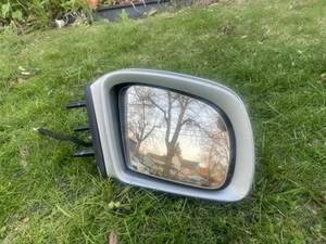 06-08 Mercedes GL450 ML320 Passenger Right Side View Mirror Silver OEM *DEFECT* - Picture 1 of 20